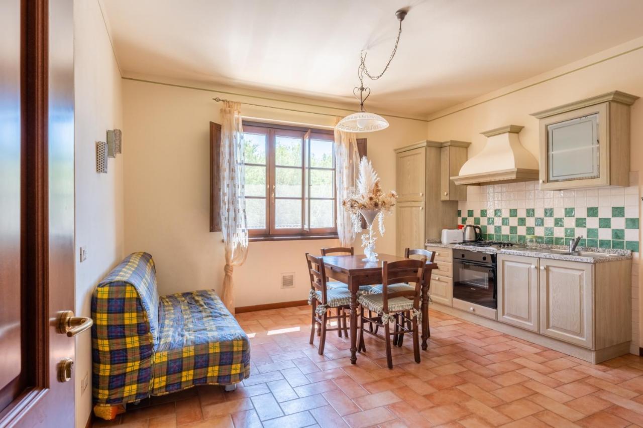 Casolare Dei Fiori - Mughetto Villa Montecarlo Eksteriør bilde