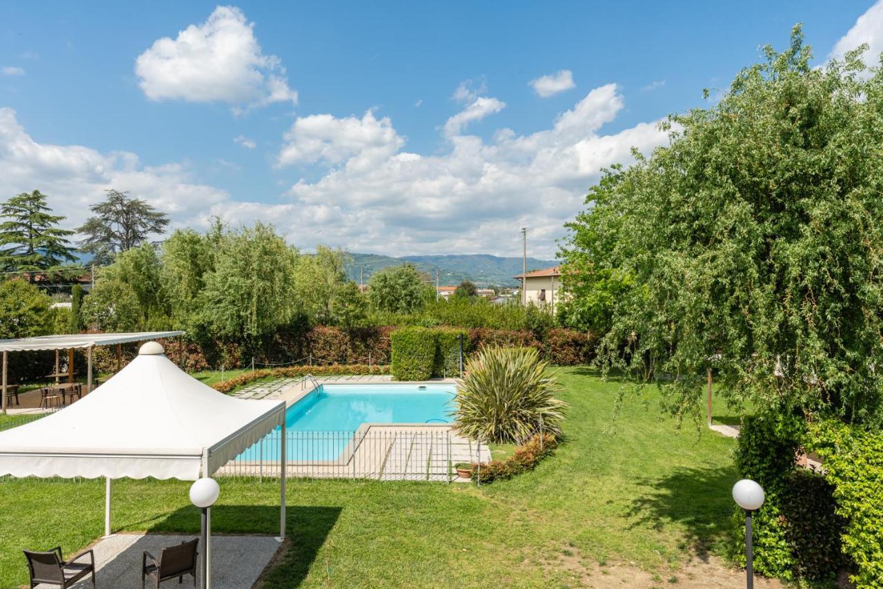 Casolare Dei Fiori - Mughetto Villa Montecarlo Eksteriør bilde