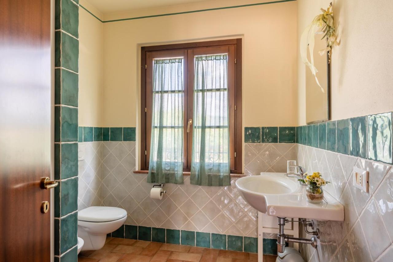 Casolare Dei Fiori - Mughetto Villa Montecarlo Eksteriør bilde